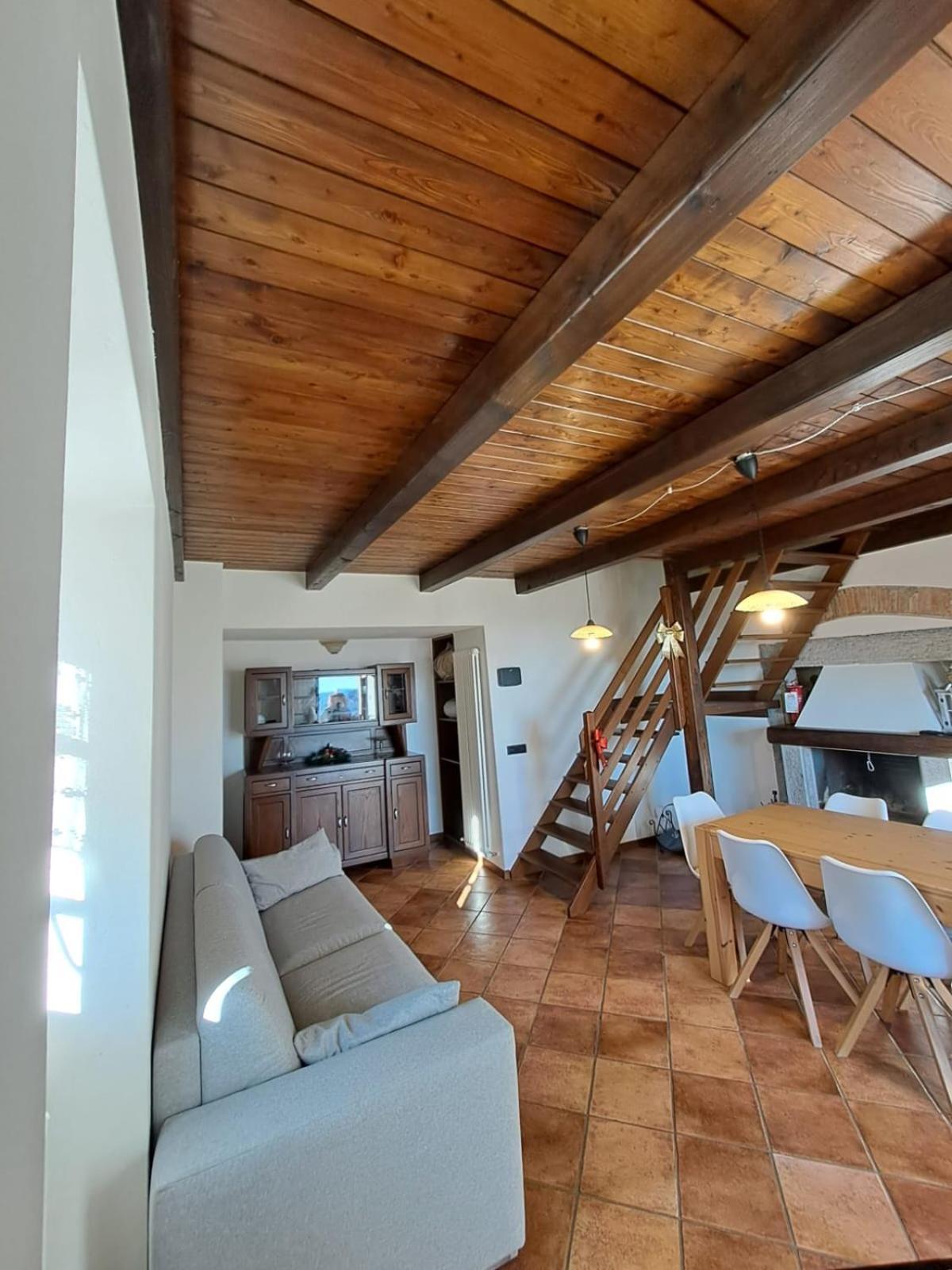 Ca' Baetti L'Antico Borgo Bed and Breakfast Roncola Exteriör bild