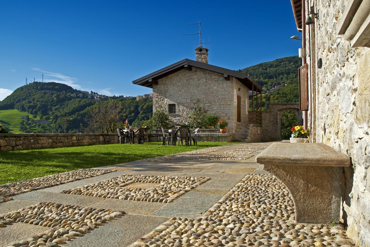 Ca' Baetti L'Antico Borgo Bed and Breakfast Roncola Exteriör bild