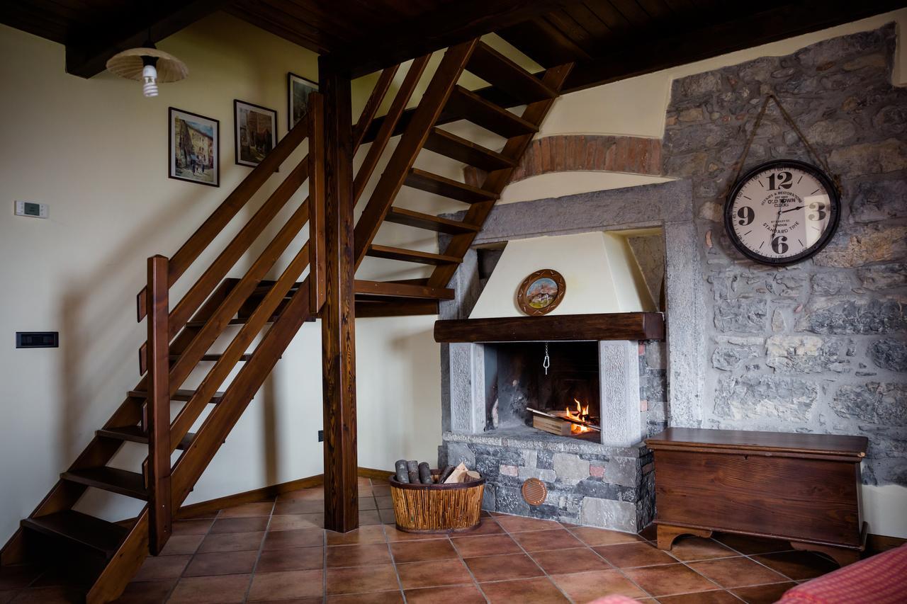 Ca' Baetti L'Antico Borgo Bed and Breakfast Roncola Exteriör bild
