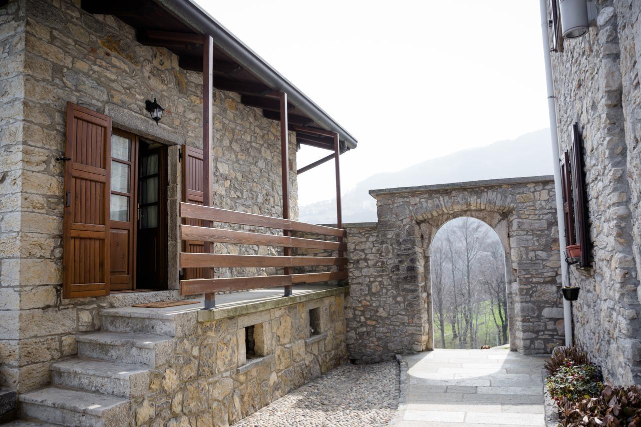 Ca' Baetti L'Antico Borgo Bed and Breakfast Roncola Exteriör bild
